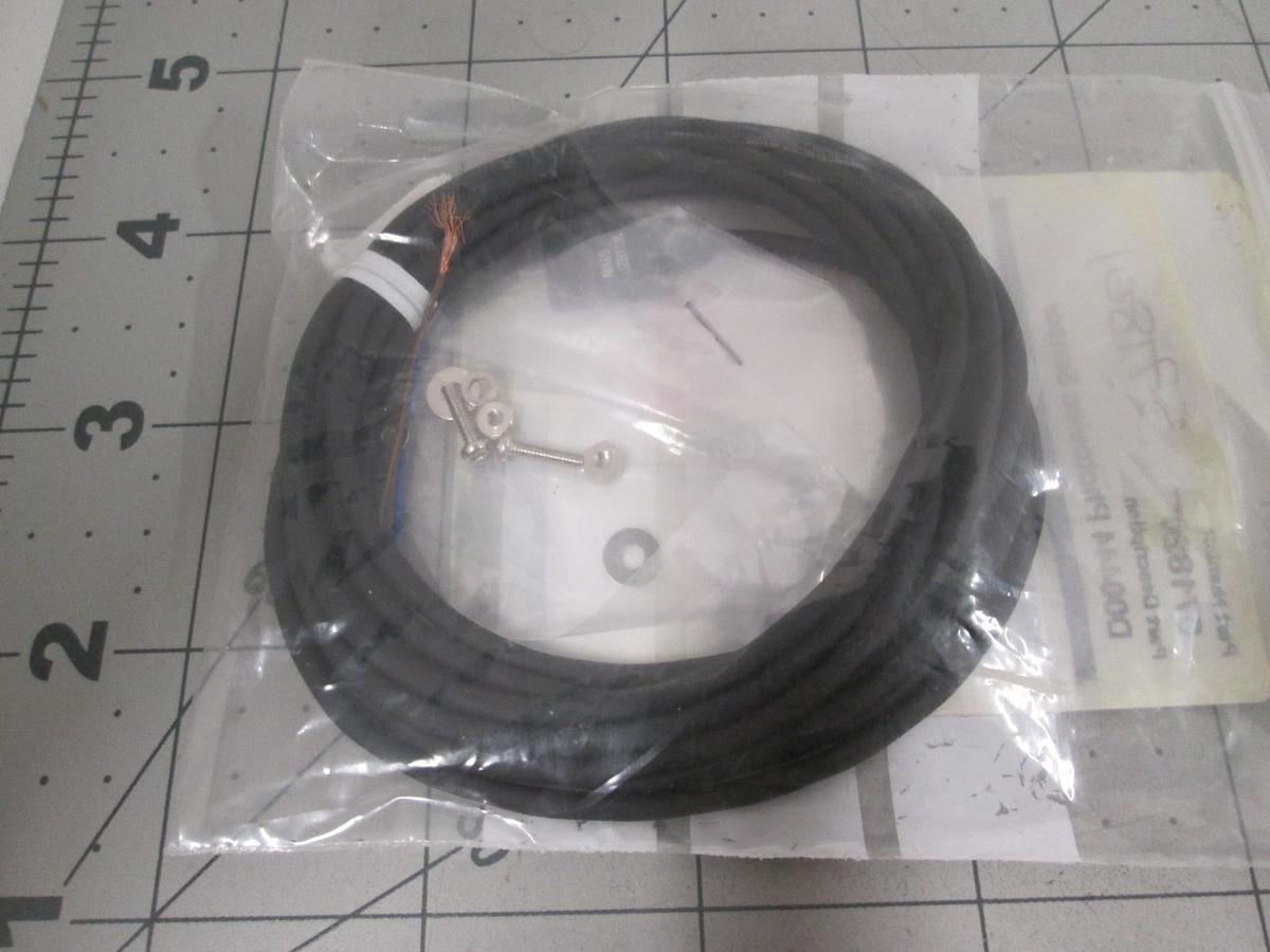 Used NAIS, UZB1130, Photoelect Sensor Emitter, New