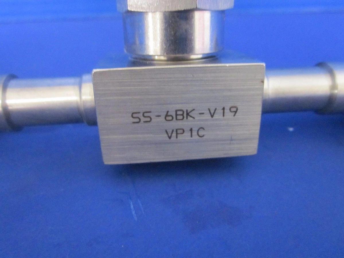 Used Swagelok SS-6BK-V19-VP1C Bellows Sealed Valve, 1/2" FVCR, Polyimide Stem Tip