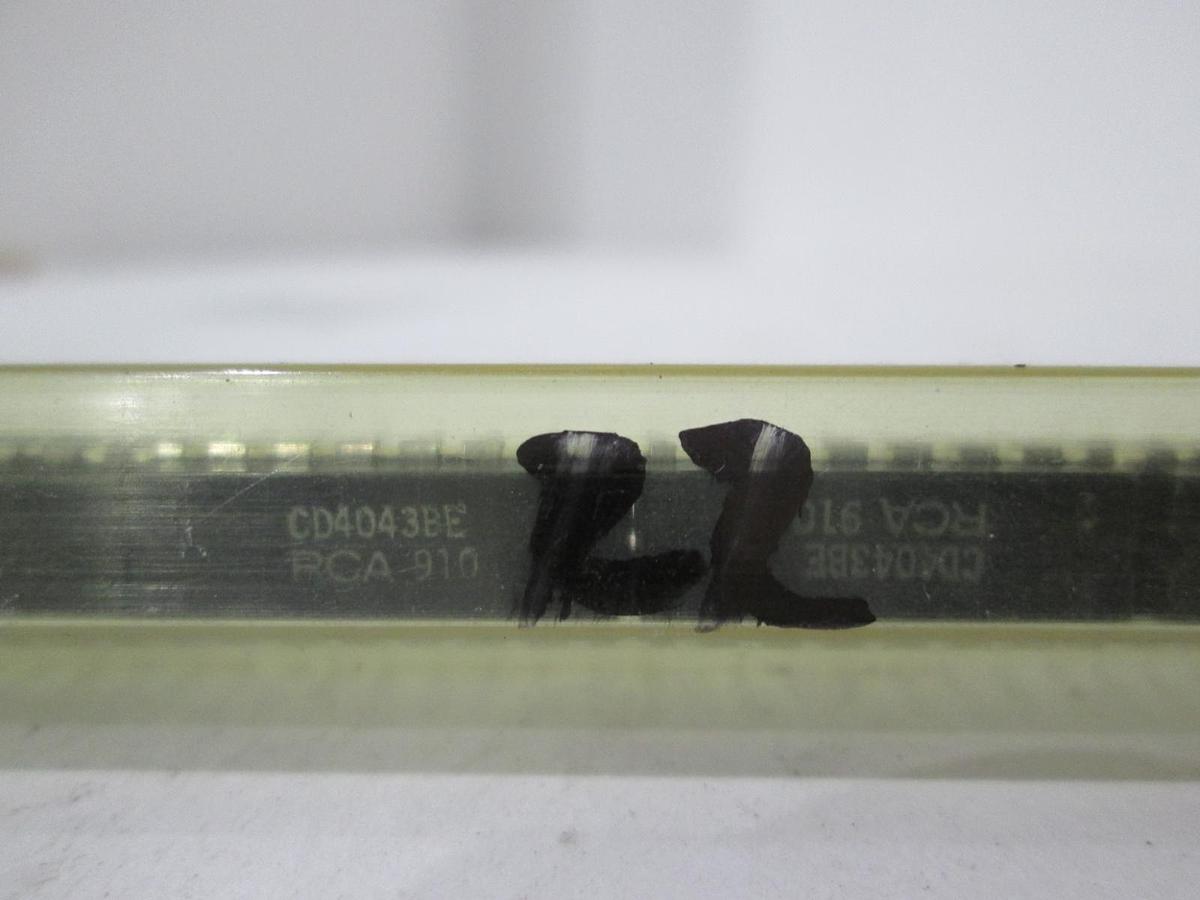 Texas Instruments, SN74LS240N, Integrated Circuit, New, Lot of 22