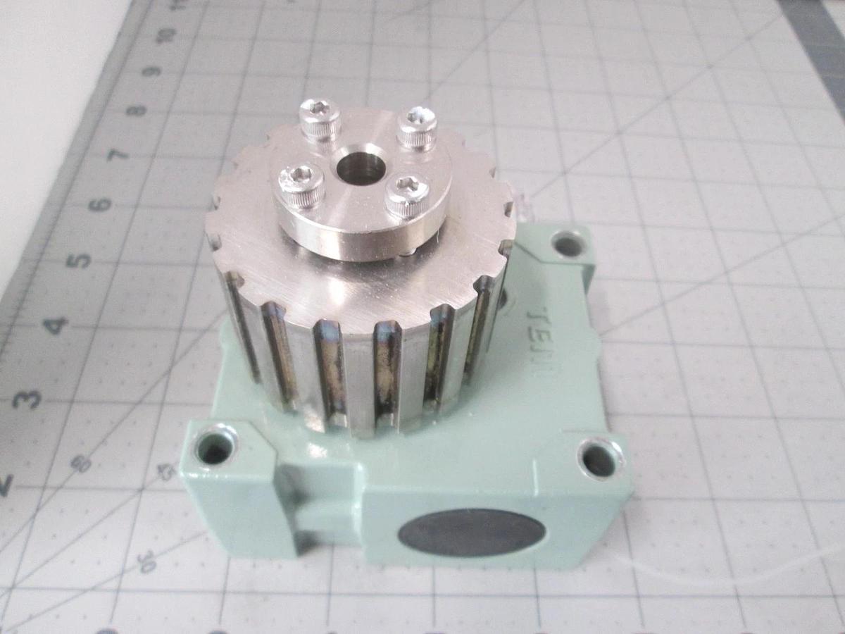Used Tsubakimoto Emerson, TM10E30B, Ratio: 30, ME8266-011 JGB, Worm Gear Reducer, Use