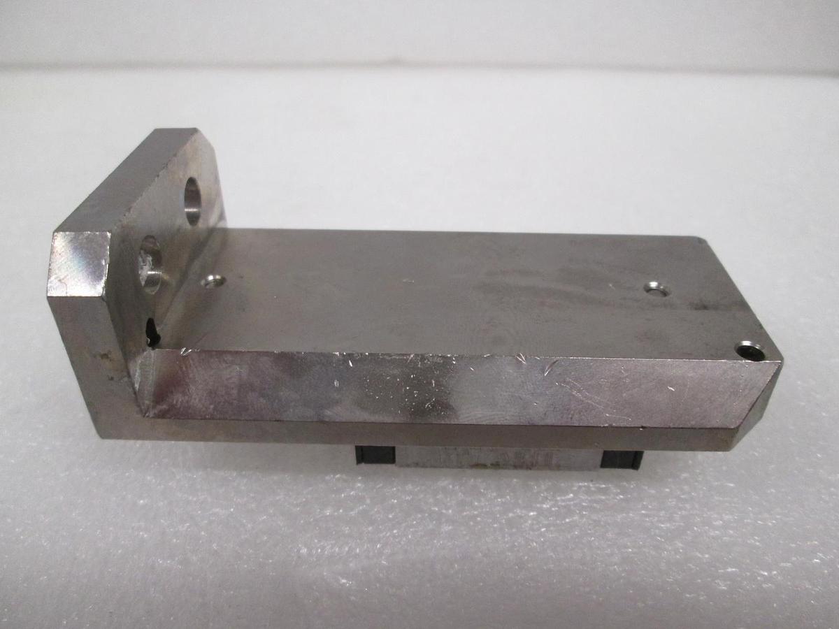 Used THK, Linear Guide Rail w/ Bearing Block, RSR 9WVM, Used