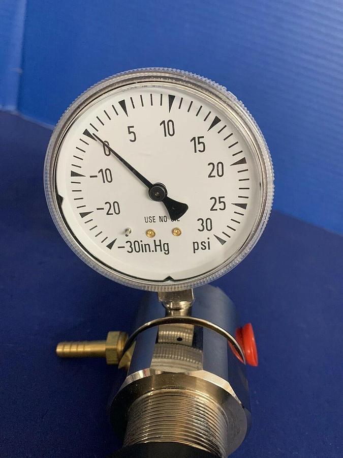 Air Products E11-N141A Pressure Regulator, 25psig with Gauge, unUsed