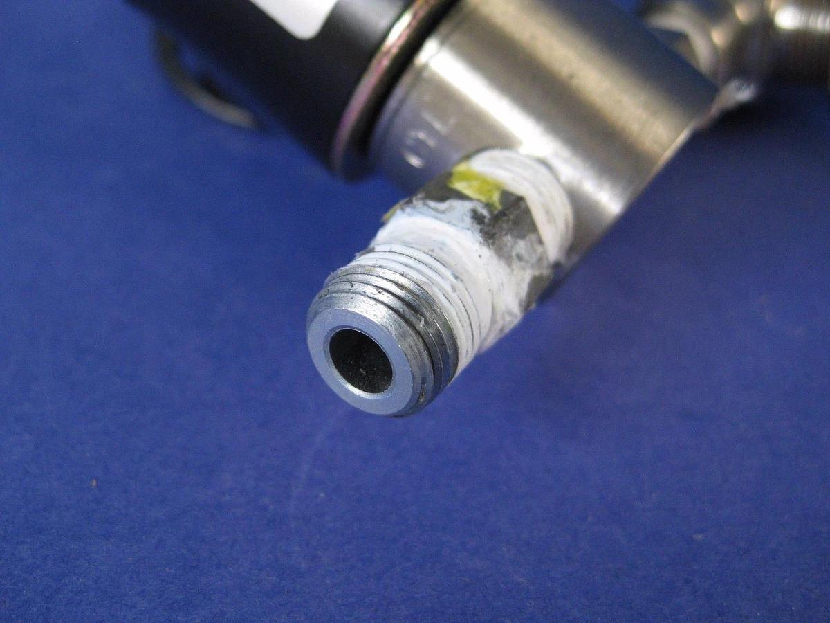 Used Precision Dynamics B3016 and Whitey SS-42VF2 Valve Assembly, Used