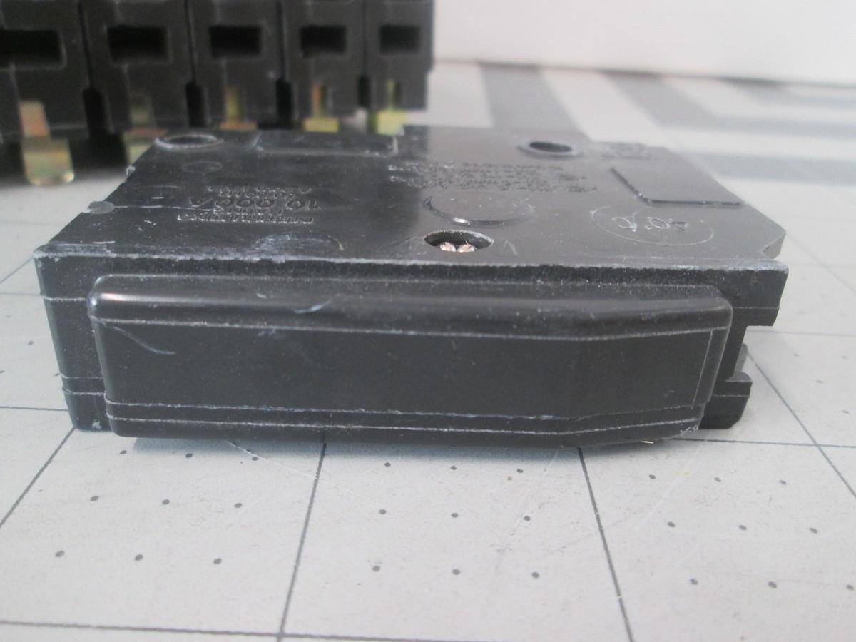 Square D, 1 Pole, Circuit Breaker, 50/60Hz, Used, Lot of 13