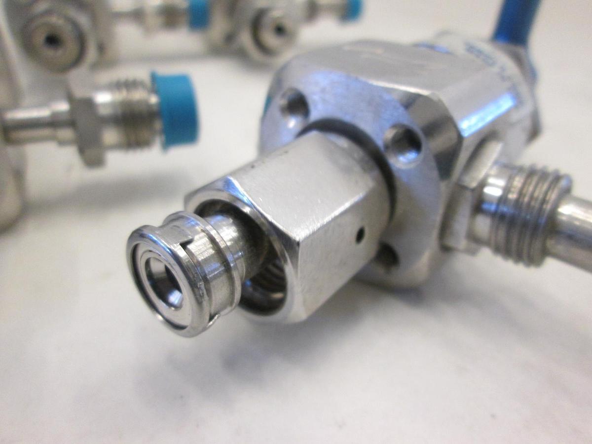 Used Veriflo, Manual Diaphragm Valve, 944LSPM-4303, Used, Lot of 4