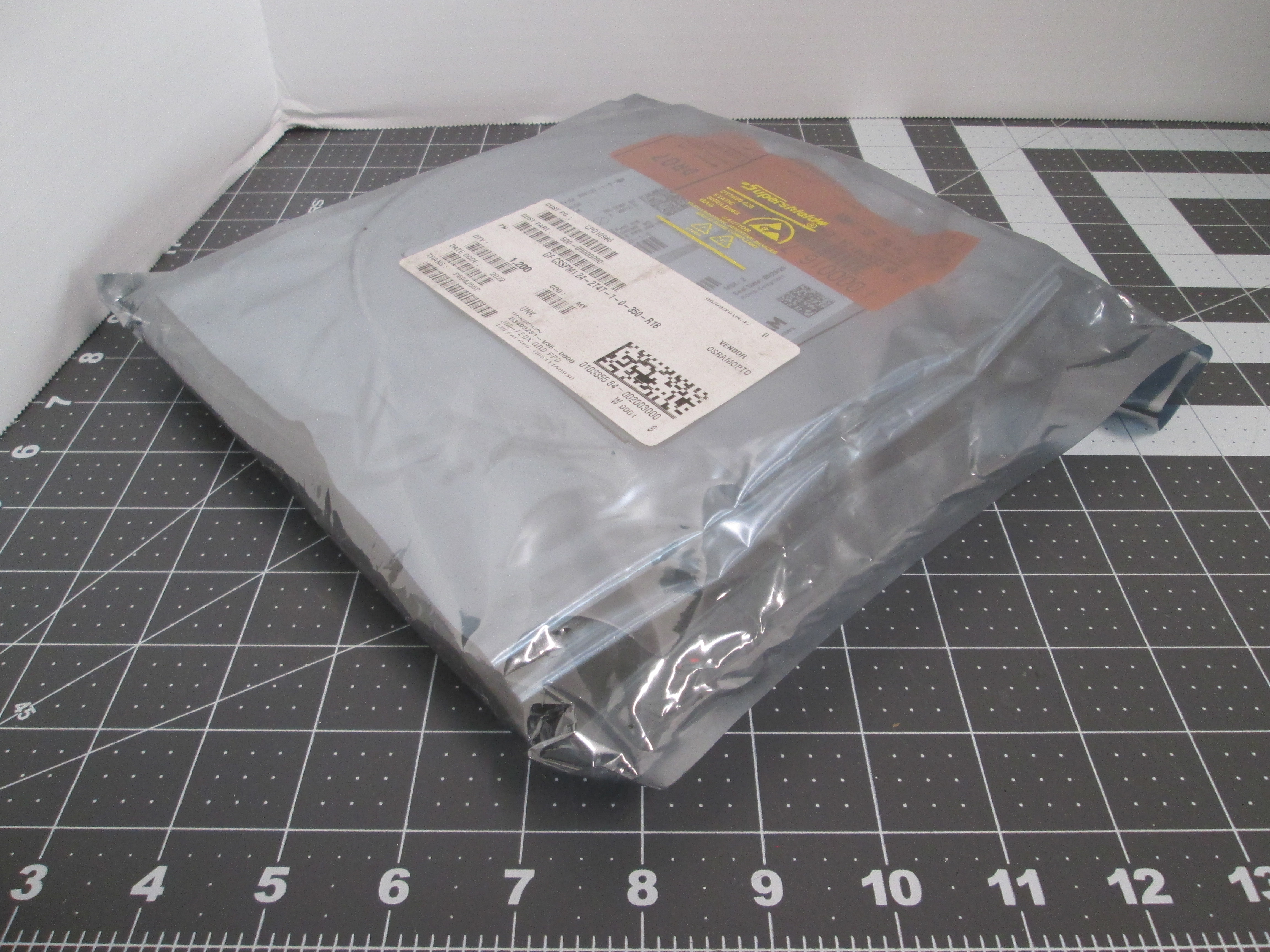 Used OSRAM, GF CSSPM1.24-2T4T-1-0-350-R18, Far Red LED 1200pcs New