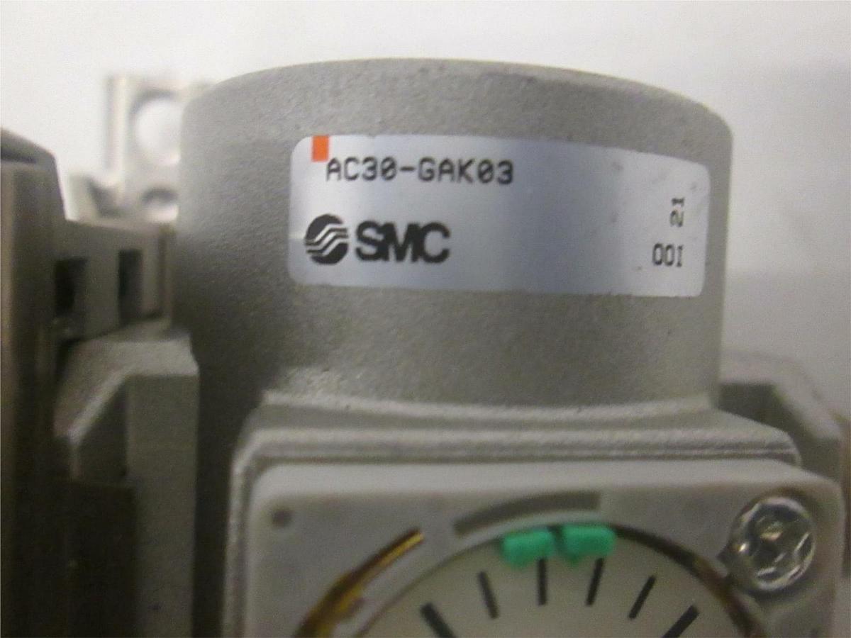 Used SMC, Compressed Air Filter Assy w/ Modular Regulator, AF30-N02C-Z, Used
