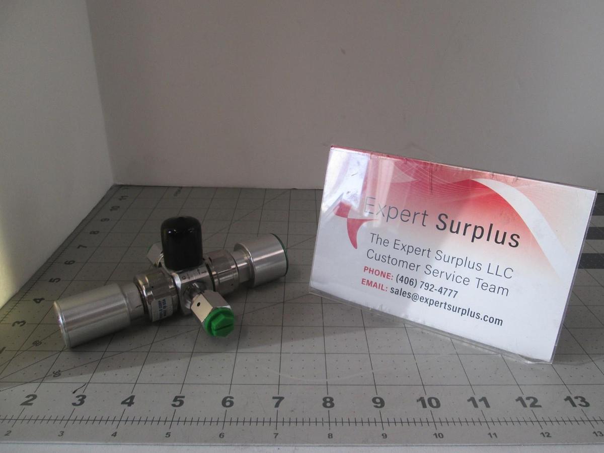 Used Veriflo, 944AOPLPNONCS4215, Double Actuator, 3 Way Valve, Used