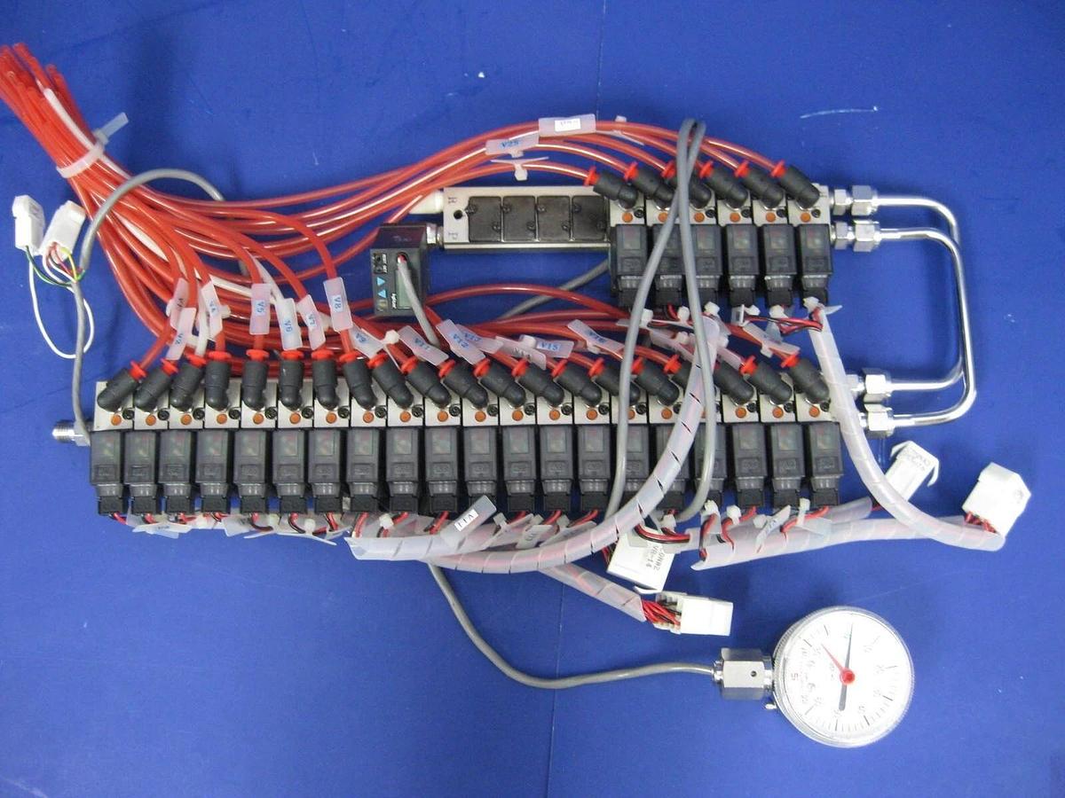 Used SMC 10-VZ110 Valve Assembly w/ 26 Valves, 2 Manifold, IPS 122 & Pressure Switch
