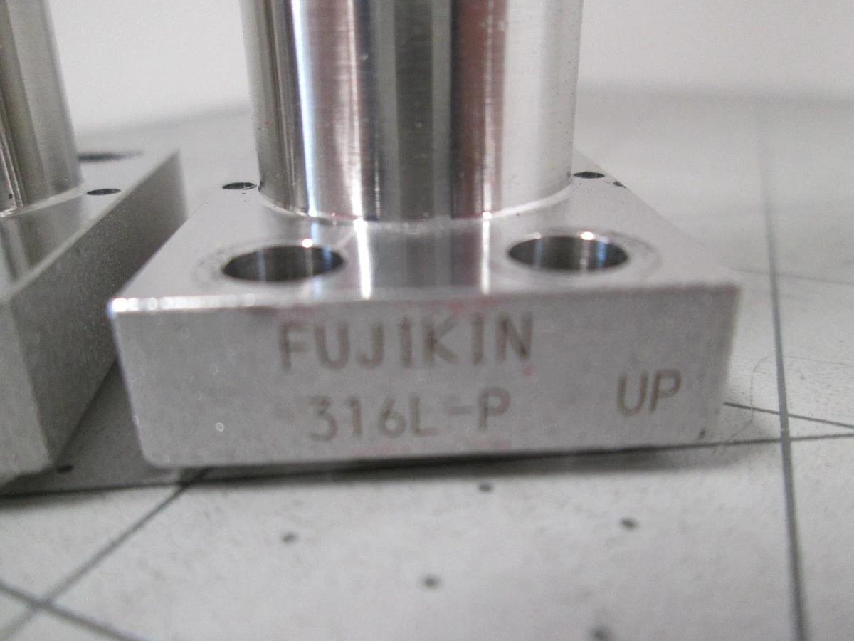 Used Fujikin, FDR-SDA-21-6.35UGC-APC, N.C. Gas Diaphragm Valve, Lot of 3