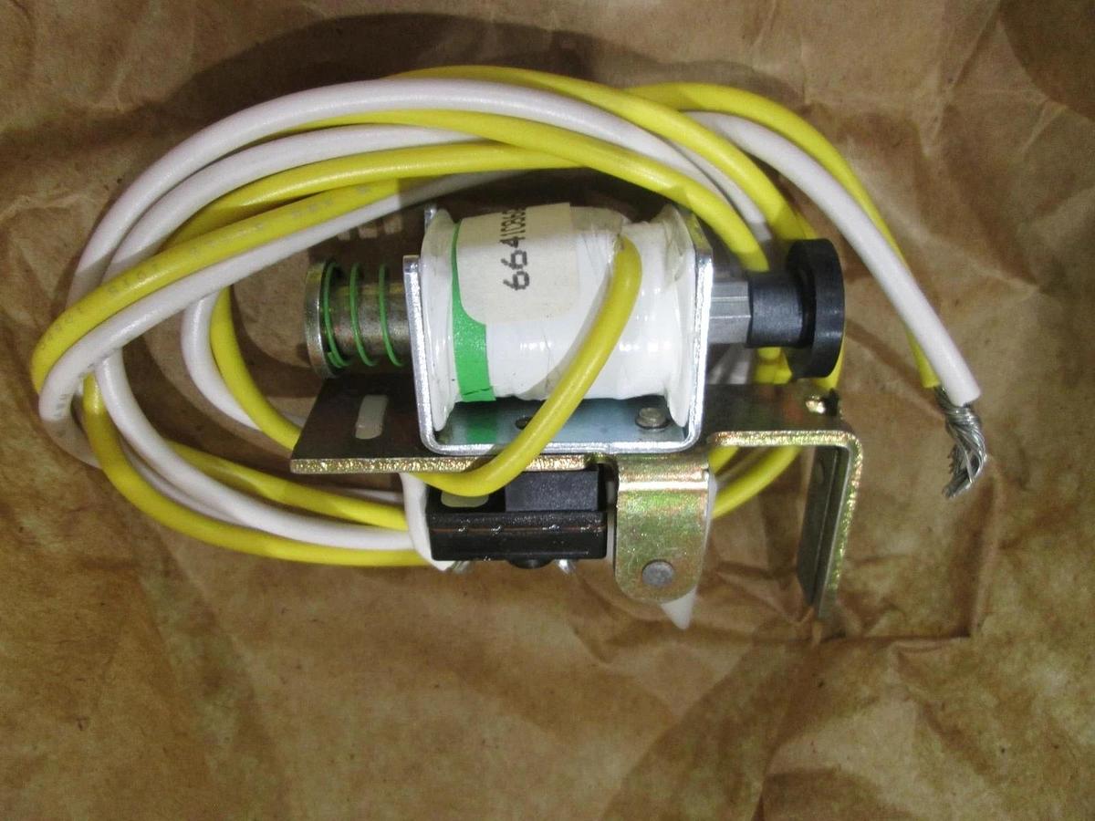 Westinghouse, SNT2P11K, Shunt Trip, 50/60Hz, New