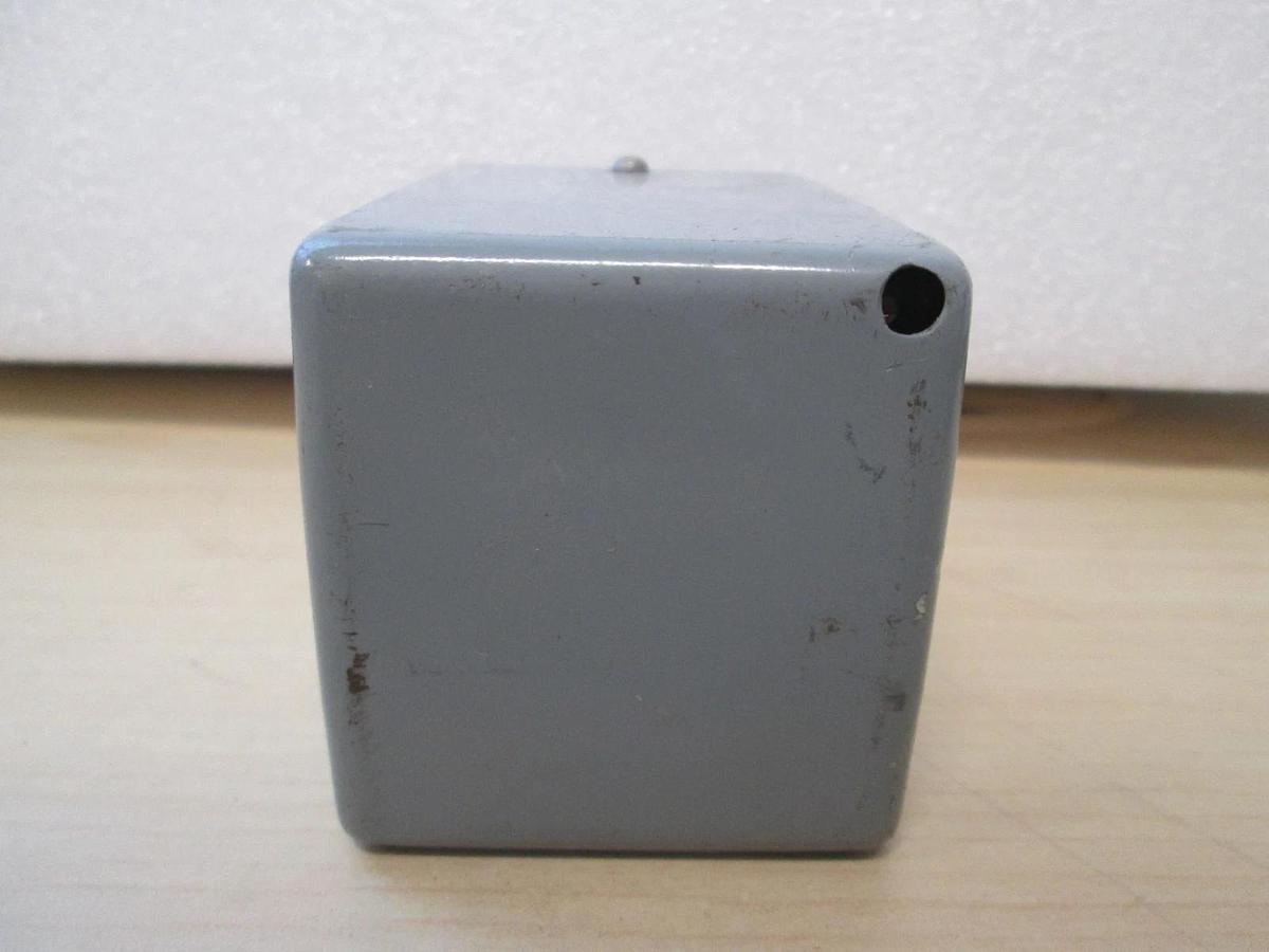 Used Plug In Instruments Inc., SPS-2057, 9-13VDC 200MA, Time Delay Relay, Used