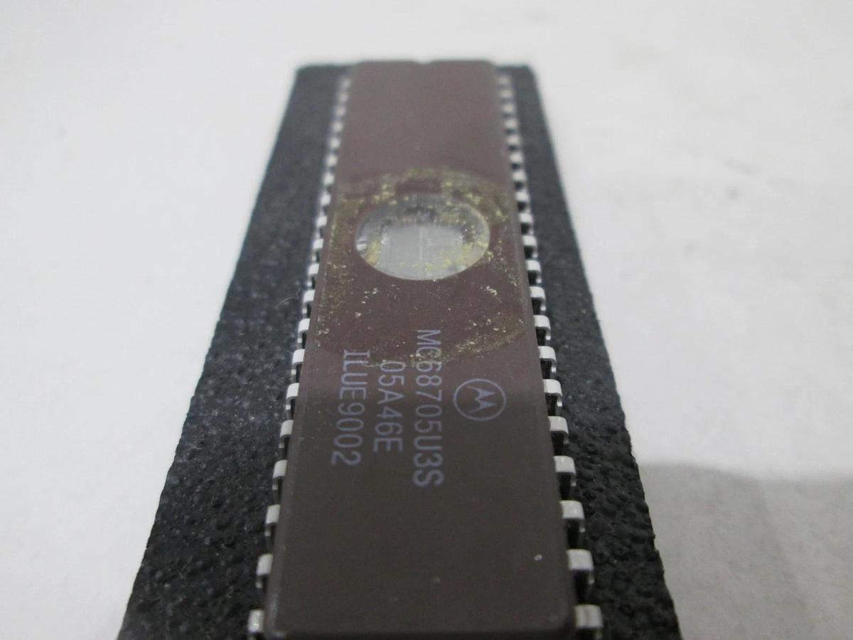 Used Motorola, MC68705U3S, Integrated Circuit, Used