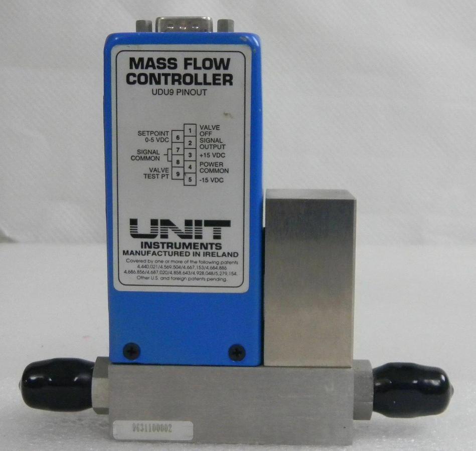 Used Unit UFC-LCMFCS, Mass Flow Controller, Gas- N2, Range- 500 SCCM, 1/4" M I/O