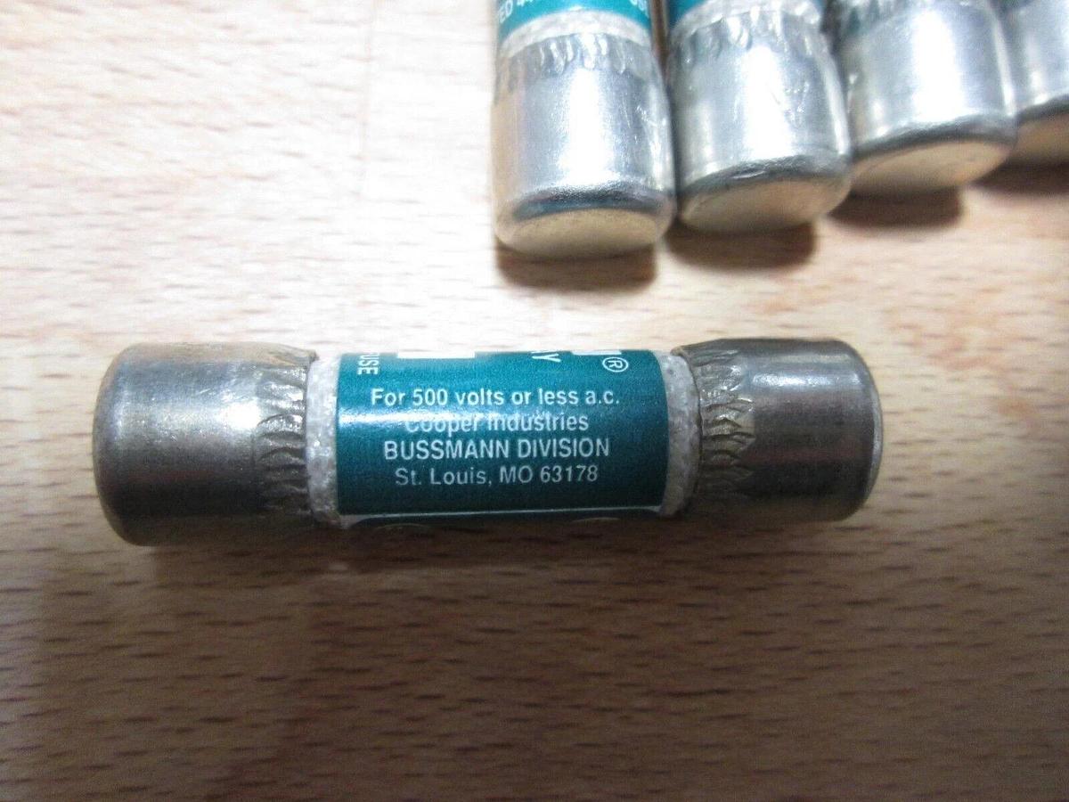 Used COOPER BUSSMANN FNQ-20 FUSE, 20A, 500V, TIME DELAY Lot of 12
