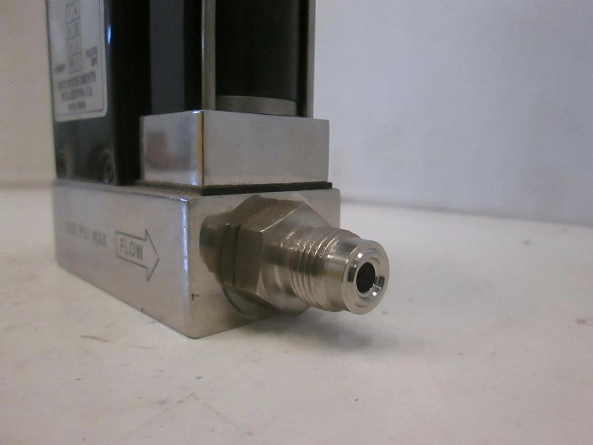Refurbished Unit UFC-1000 Mass Flow Controller MFC, O2, 30 SCCM, Refurb
