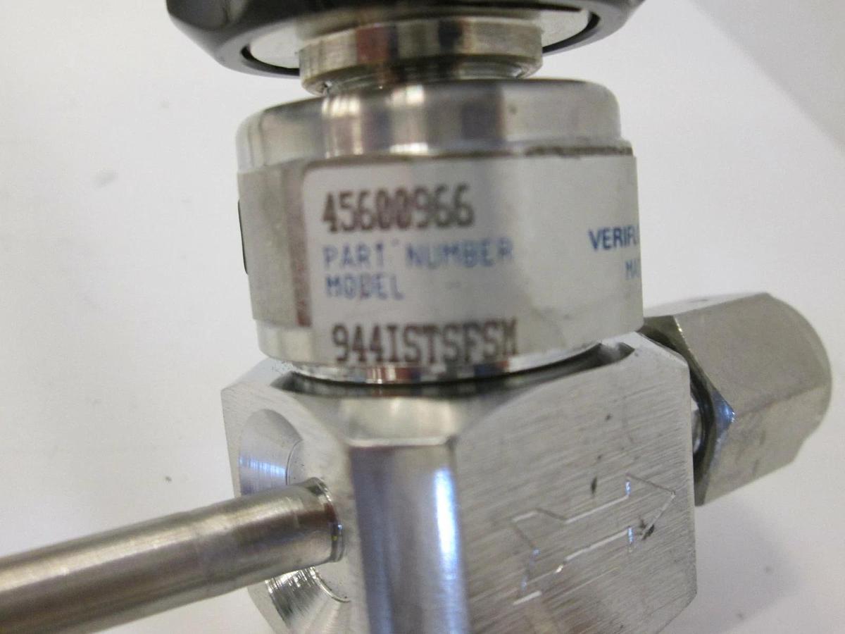 Used Veriflo 959 Regulator Gas Stick Assy w/ 944I Valve, Display Sensor
