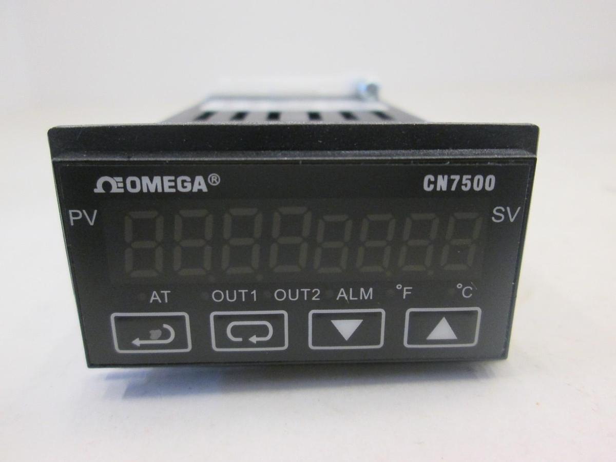 Used Omega, Temperature Controller, CN7500, 50/60Hz, 100-240V, Used