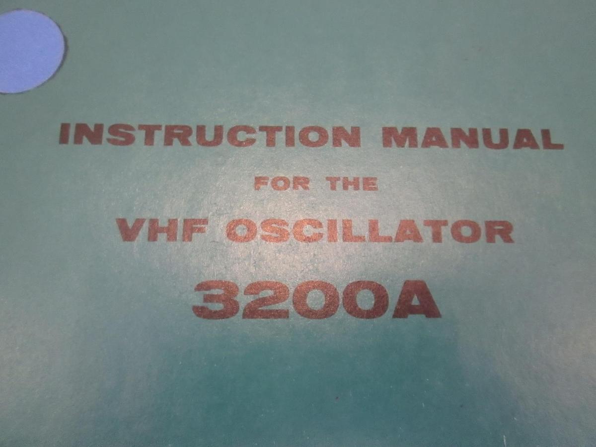Used HP VHF Oscillator 3200A Instruction Manual, Used