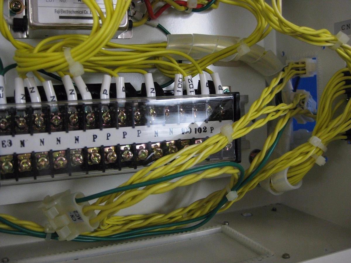Used Daifuku IFP Robot Interface Box with OPC-2505A-4 PCB