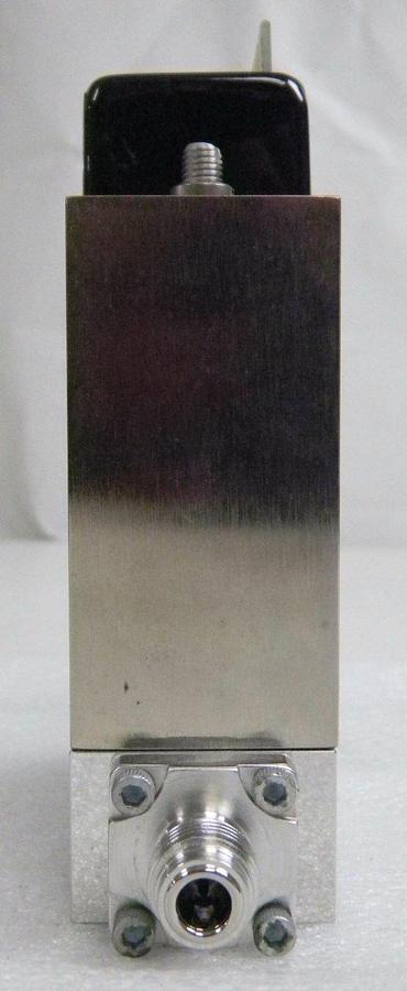 Used Unit UFC-1260A, Mass Flow Controller, Gas- O2, Range- 5 SLM, 1/4" M I/O VCR