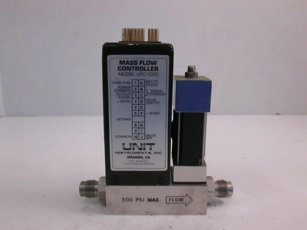 Used Unit UFC-1020A Mass Flow Controller MFC, CF4, 200 SCCM