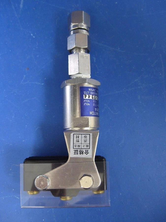 Used Nagano Keiki CB14 Pressure Switch 0.35-0.7 kgf/cm2, Used