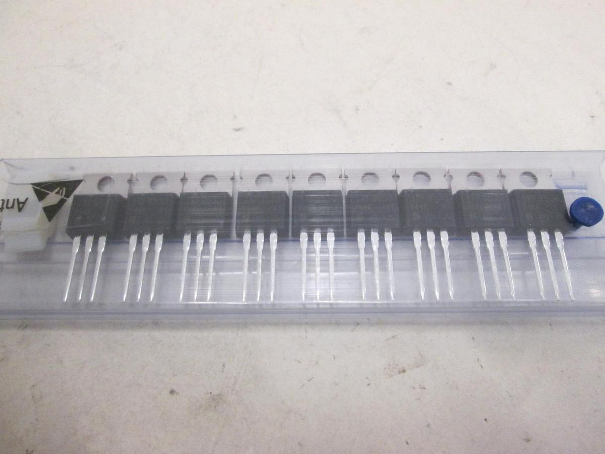 IRF9530, MOSFET Transistor, P-Channel, New, Lot of 9