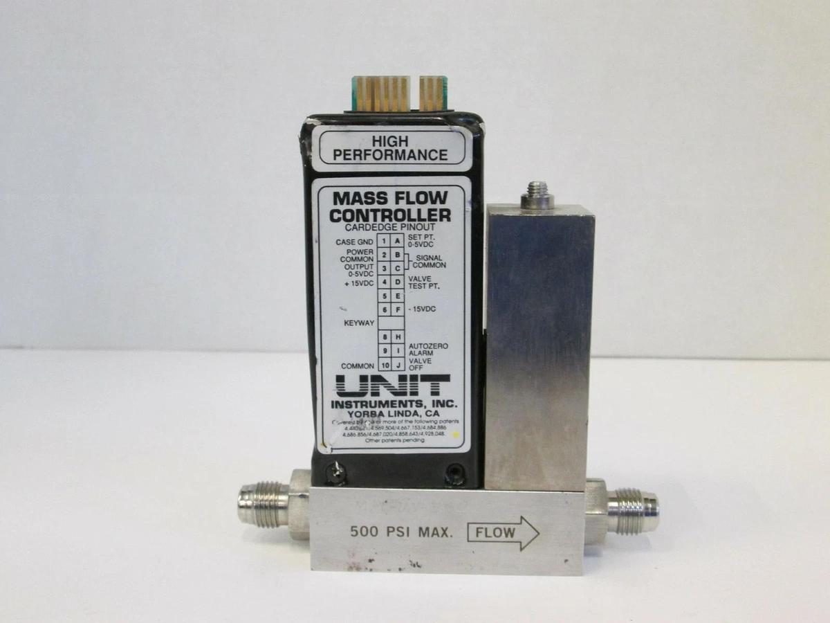 Used Unit UFC-1200A Mass Flow Controller MFC, HE, 500 SCCM, 1/4" Male