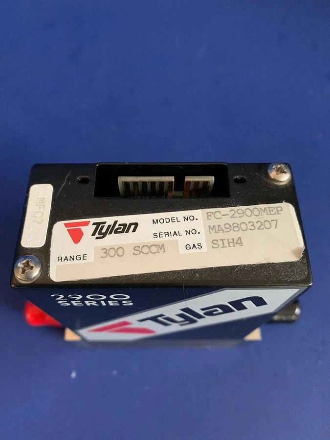 Used Tylan 2900 MFC Mass Flow Controller 300 SCCM, SIH4, 1/4" MVCR, Used