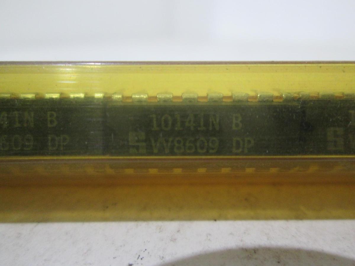 Signetics, 10141N, W8609, Integrated Circuit, New, Lot of 25