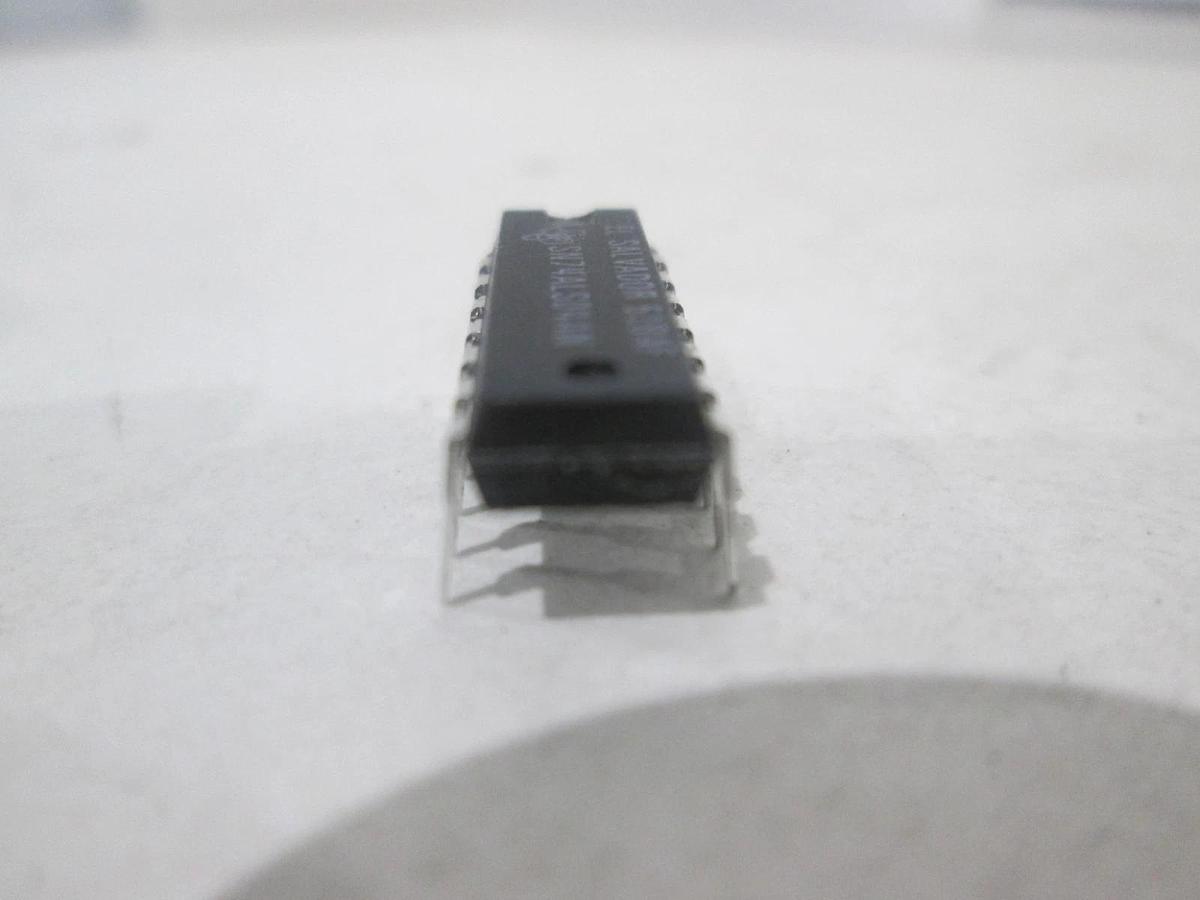 Texas Instruments, SN74ALS04AN, Integrated Circuit, New, Lot of 18