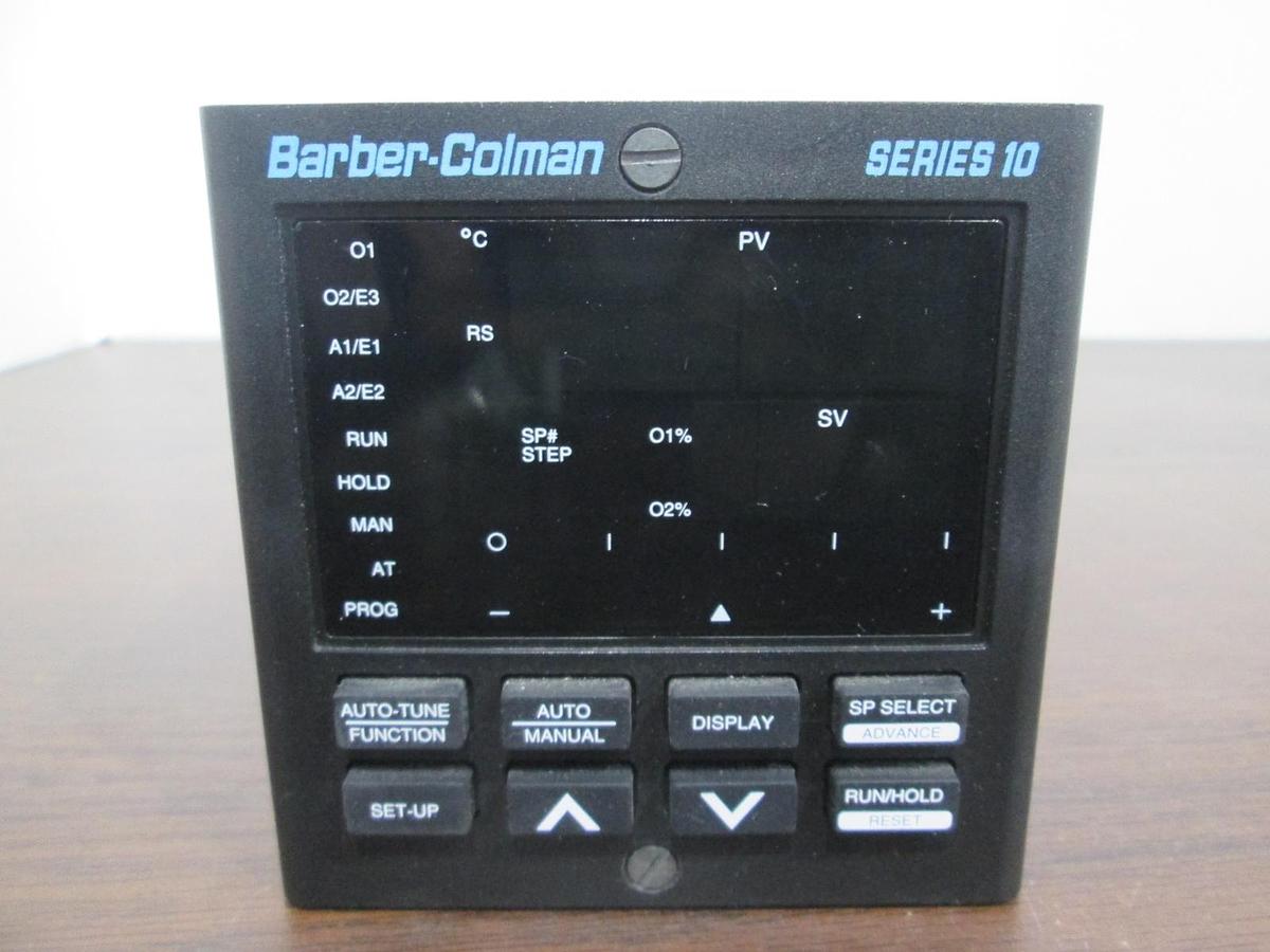 Used Barber-Colman, Series 10, 10Q2-6KC40-000-0-00, Temperature Controller, New