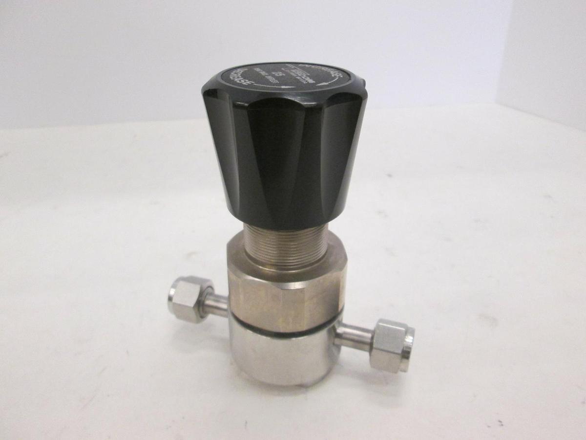 Tescom, 44-226X-R92-008, Pressure Regulator, 400 PSI, New