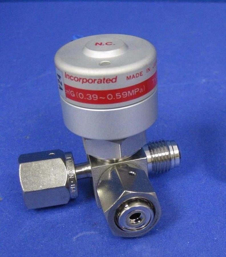 Used Fujikin Mega-Mini FPR-SDTB-71-6.35-3 3-Way Valve, 1/4" F/F/M UJR, Used