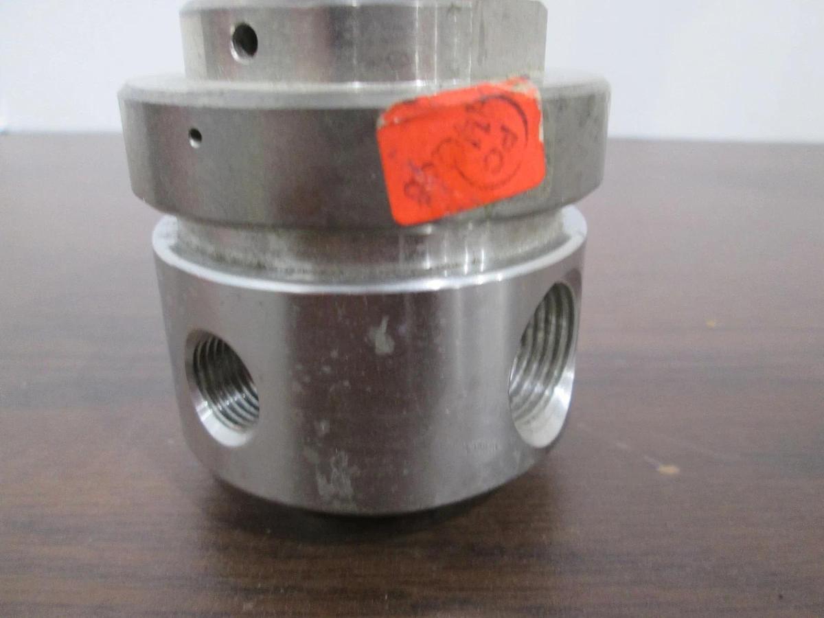 Used Tescom, 44-3252-A85-080, 4 Port Regulator, 100 PSIG Max Outlet, Used
