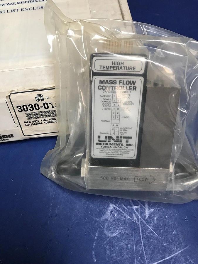 Used Unit UFC-1100 Mass Flow Controller He, 1 SLM, Reburbished