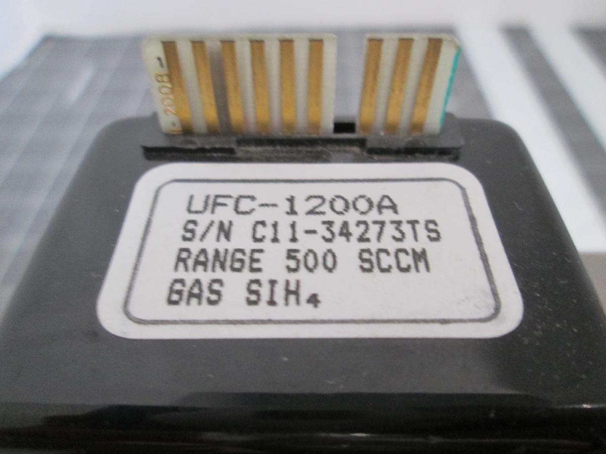 Used UNIT Instruments UFC-1200A 500 SCCM SiH4 Mass Flow Controller 