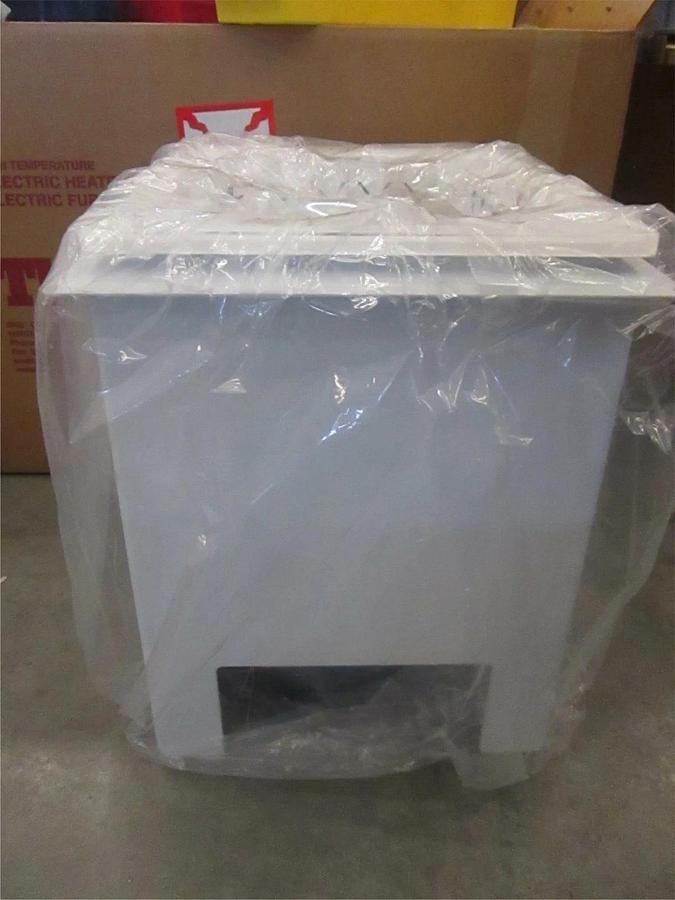 Modutec Corp. QFA1C BATH, Conforms To UL 3101-1, 8 Amps, 208 VAC, 50/60Hz, New
