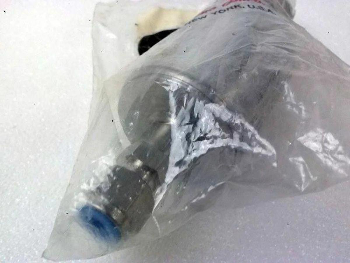 Used PALL Gaskleen GLF6001-SM6S Inline Gas Filter .02 Micron 250psi, 3/8" Comp. Seal