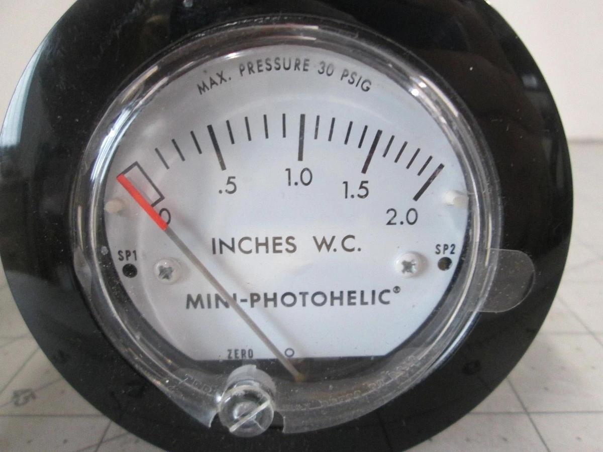 Dwyer, Mini-Photohelic, W52Y, MP-002, 0-2" Pressure Switch, New