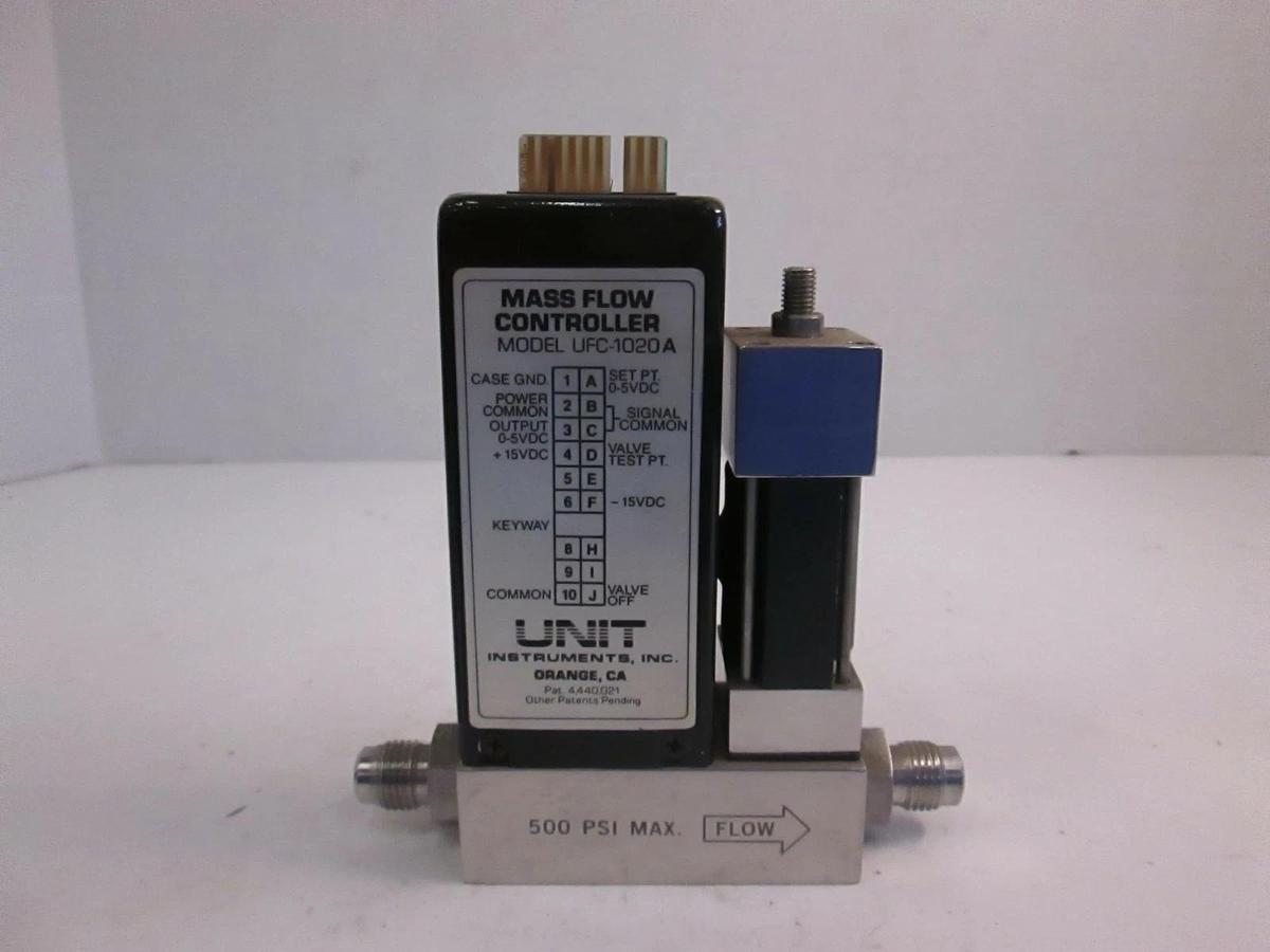 Used Unit UFC-1020A Mass Flow Controller MFC, N2, 500 SCCM