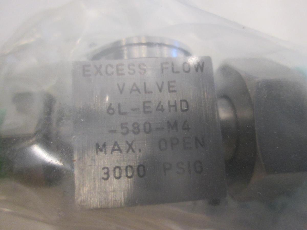 Used Nupro, 6L-E4HD-580-M4, Excess Flow Valve, 3000PSIG, New