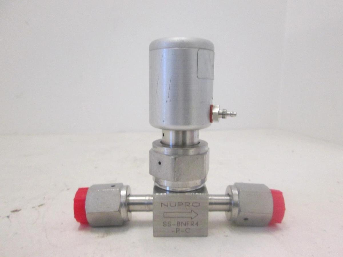 Used Nupro, High Purity Bellows Valve, SS-BNFR4-P-C, 1/4" FVCR, Used