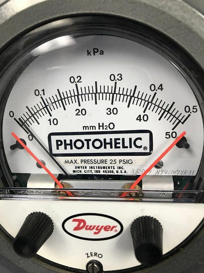 Used Dwyer Photohelic Gauge 0-50mm H2O / 0-0.5kPa Water, w/ Mounting Panel Used