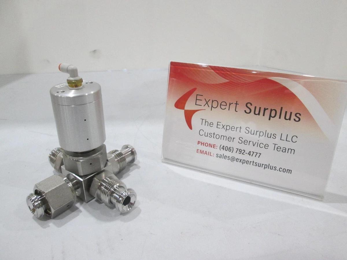 Used Swagelok, 6LV-DFD7778P1-C, 4 Way Manual Diaphragm Valve, Used