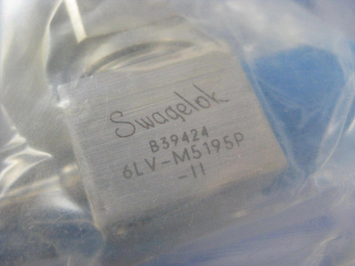 Used SWAGELOK NUPRO 6LV-M5195P-II 2-Stage Pneumatic Valve Assembly N/C, N/C, 3 Ports
