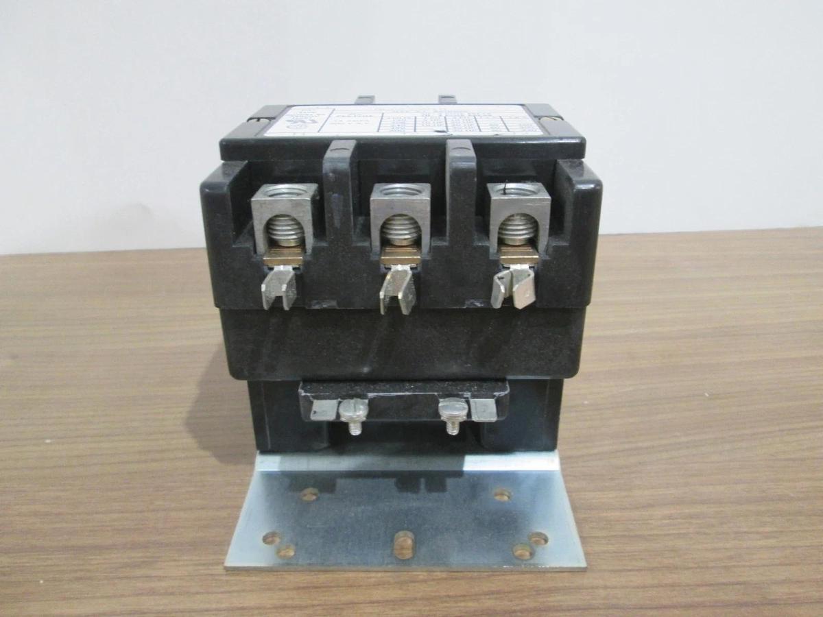 Used Arrow Hart, ACC63OU10, Model 86 Contactor, 75A, Used