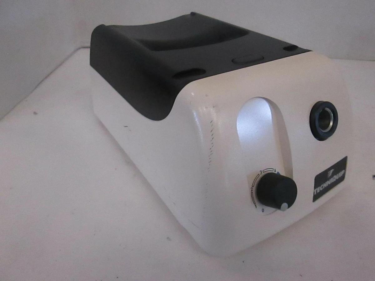 Used Techniquip, Regulated Fiber Optic Illuminator, R 150 A1, 596-20-323, Used