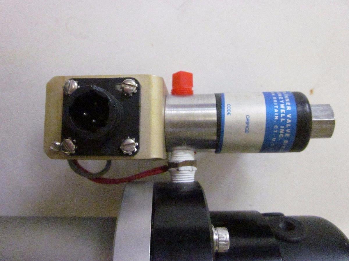 Used HPS MKS Vacuum Bellows Sealed Angle Gate Valve NW-25, 1" w/ Skinner Solenoid